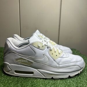 Size 12M- 2011 Nike Air Max 90 White / White Vintage mens
